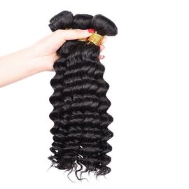 China Brasilianische Menschenhaar-Bündel-brasilianisches gelocktes Haar nicht, verschüttend, spinnen Sie 12' ‚- 30&quot; ‚ fournisseur