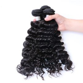 Brasilianische Haar-Webart-Bündel, Menschenhaar 100 das 3 Bündel-Haar beschäftigt Schließung